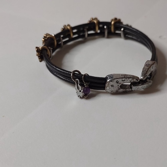 Lucky 🍀 Brand Flower Bracelet EUC - Picture 7 of 10